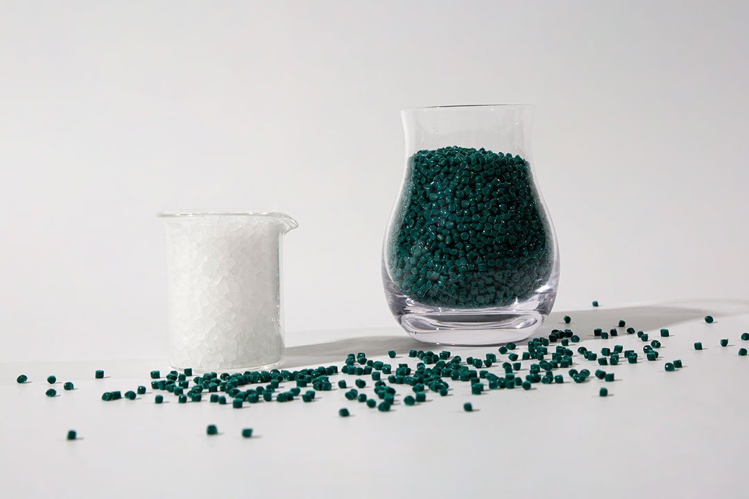 氟塑料制品的優(yōu)勢和劣勢分別是啥？